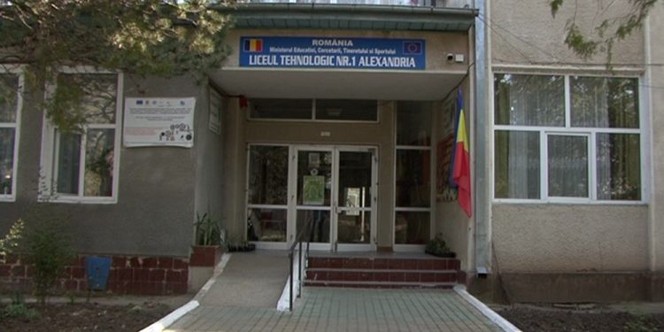 Dosar penal în cazul elevului din Alexandria care acuză că a fost agresat sexual