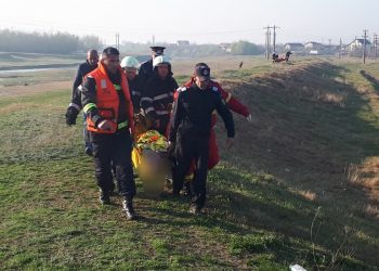 [FOTO&VIDEO] Bărbat din Alexandria salvat de la înec de pompieri