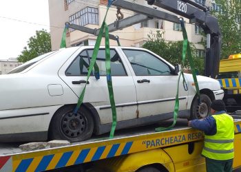 A început ridicarea mașinilor abandonate pe străzile din Alexandria