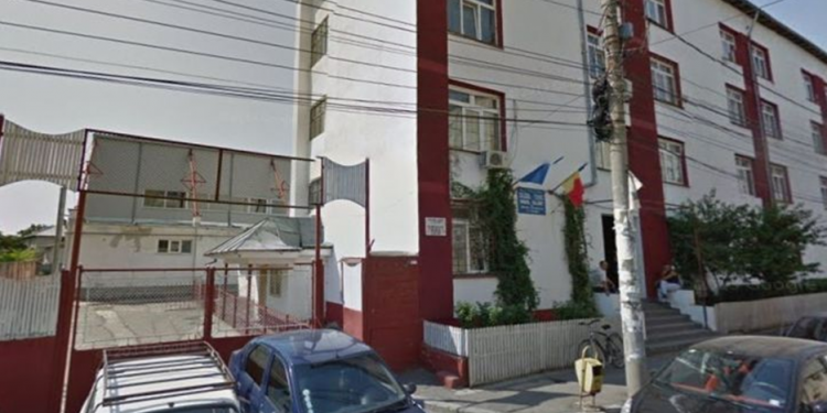 Școala de șoferi de la Roșiori trece în subordinea Colegiului Tehnic Anghel Saligny