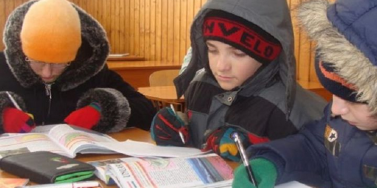 “Revoluția fiscală” lasă în frig școlile și grădinițele din mediul rural