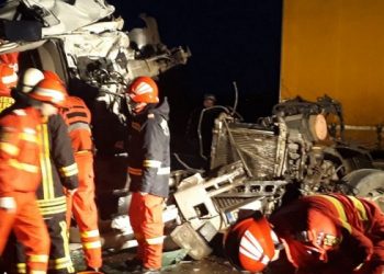 Șofer rănit în urma ciocnirii dintre două tiruri la Drăgăneşti-Vlaşca