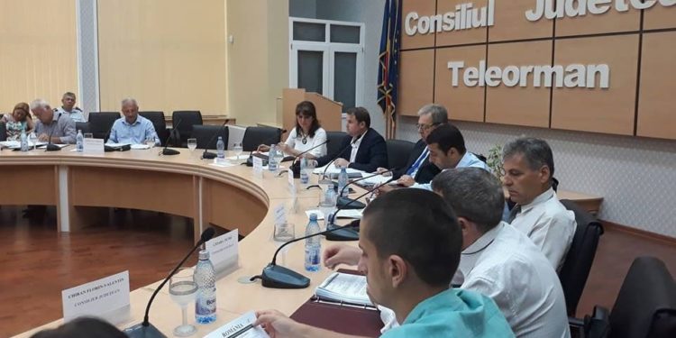 CJ Teleorman, precizări în legătură cu contractele de modernizare a unor drumuri județene