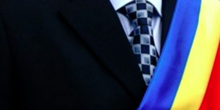 Aleșii locali sunt fericiți. Vor primi indemnizații speciale la ieșirea la pensie