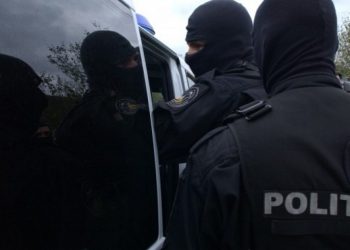 Percheziții în 25 de județe și în București, în cazul unor achiziții publice fictive. Prejudiciul este de 2 milioane de euro