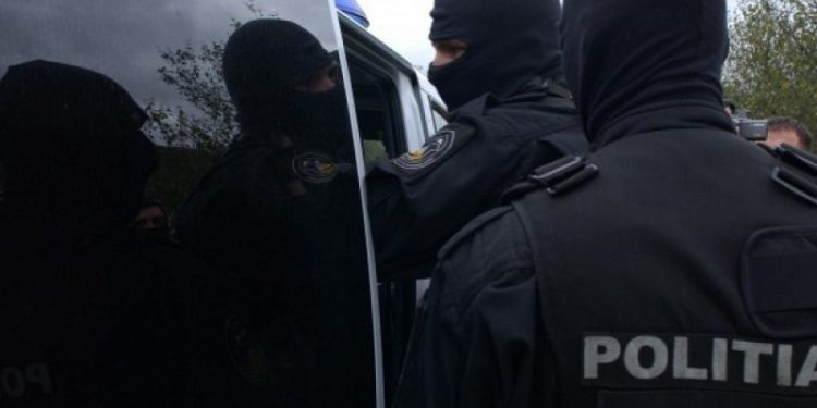 Percheziții în 25 de județe și în București, în cazul unor achiziții publice fictive. Prejudiciul este de 2 milioane de euro
