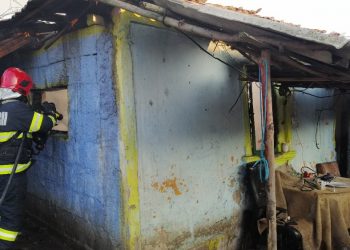 Casă distrusă de flăcări în localitatea Copăceanca
