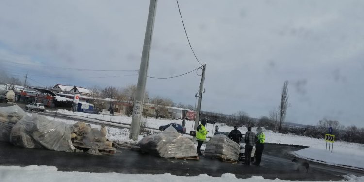 Accident pe DE 70, la intrare în Roșiorii de Vede