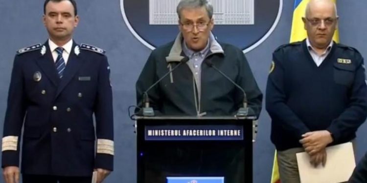 Modelul de declarație pe care trebuie să-l completeze românii pentru a putea ieși din casă noaptea