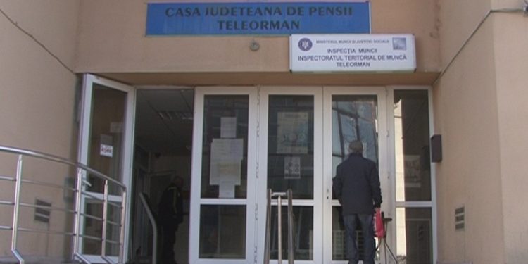Din 15 mai, Casa Județeană de Pensii reia activitatea de relații cu publicul. Masca de protecție este obligatorie