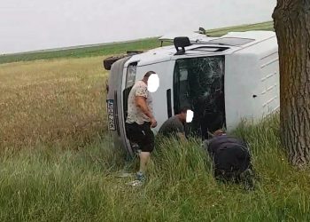 Accident pe DJ 503. Patru persoane au ajuns la spital