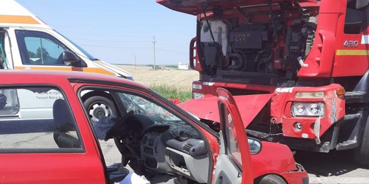 Accident grav pe DN65A. Un bărbat a decedat, altul a fost rănit grav