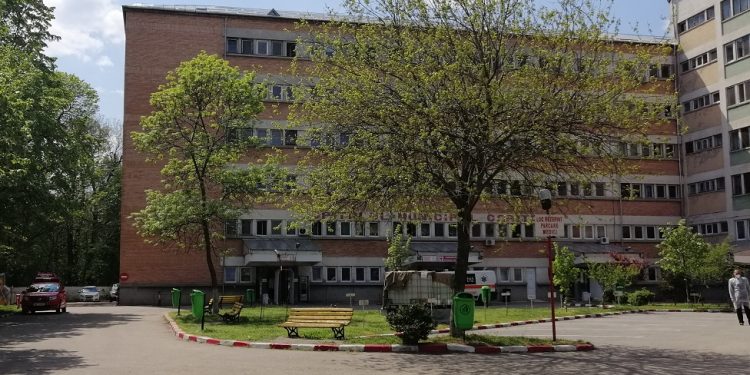 Crește numărul de pacienți cu covid-19, la Spitalul Caritas
