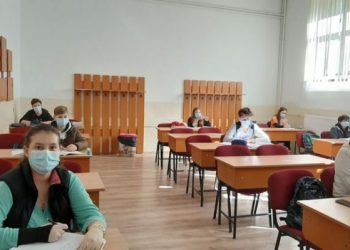 COVID în rândul elevilor și profesorilor din Teleorman. Se trece la scenariul roșu