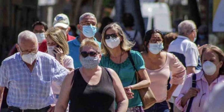 Purtarea măştii devine obligatorie în anumite zone, în Teleorman