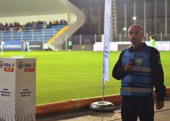 Jandarmii asigură măsurile de ordine publică la meciul de fotbal dintre AFC Turris Oltul Turnu Măgurele și Universitatea Cluj