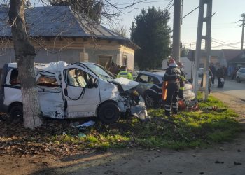 Patru persoane au fost rănite într-un accident rutier, în Islaz (foto)