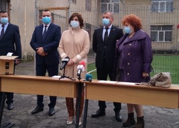 Ministrul Educației: „Elevii din clasele terminale vor reveni la școală pentru a se pregăti de examenele naționale. Vedem dacă este necesar să renunțăm la teze”