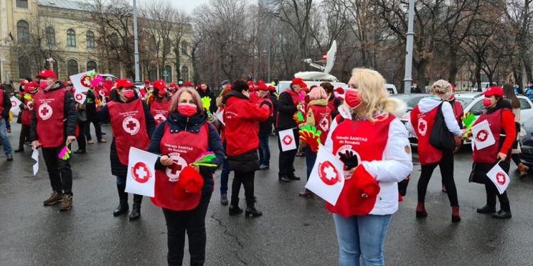 Protest al sindicaliștilor din Sănătate, în fața Guvernului. Care sunt revendicările