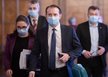 Premierul Cîțu: Anchetă privind acordarea sprijinului Covid pentru IMM-uri. Ministrul Economiei acuză că se cumpără apartamente
