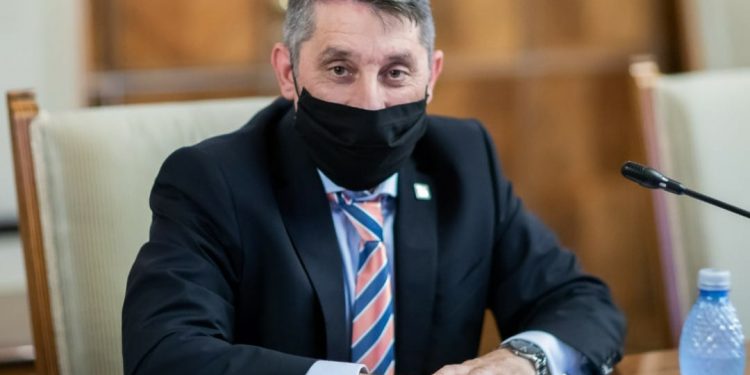 3 sau 6% din PNRR este insuficient pentru Educație. Să se aloce 10%, cere Federația părinților într-o scrisoare adresată premierului Cîțu