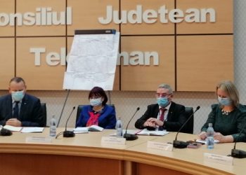 VIDEO/Ședință cu scandal pe tema înființării rețelelor de gaze naturale. S-a sunat la 112