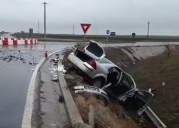 Accident grav pe centura Alexandriei. Trei persoane au fost transportate la spital