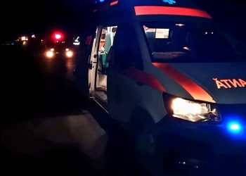 Un tractor, un buldoexcavator și un TIR, implicate într-un accident rutier, la Turnu Măgurele