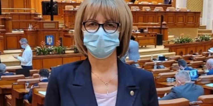 Maria Stoian, deputat PNL: „Încă un pas în campania de vaccinare”/Declarație de presă