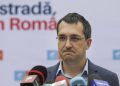 Gafa lui Voiculescu. Ministrul nu a știut că în ordinul MS scrie că morții de Covid se înmormântează fără haine