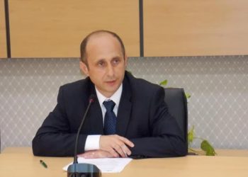Adrian Gâdea: Au pozat în reformatori ai clasei politice, fiind în fapt doar niște fripturiști ordinari. Românii au dreptul să afle tot adevărul