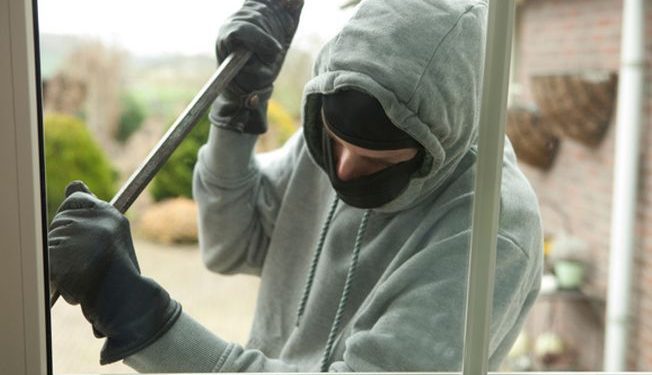 Casă de pariuri jefuită, în Teleorman. Un tânăr a fost reținut