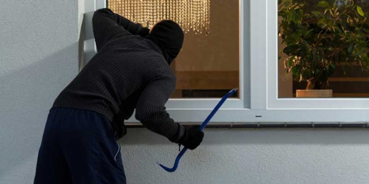 Teleorman. Peste 130 de case jefuite, în 5 luni | Ziua Europeană de prevenire a furturilor din locuinţe