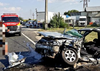 Tânără de 18 ani, rănită grav într-un accident produs în Măldăeni | FOTO