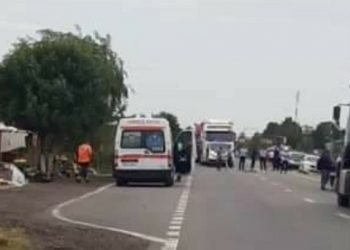 Femeie lovită de mașină pe DE 70. A fost declarat decesul