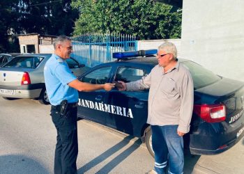 Salvat de gestul de omenie al unui jandarm, după ce și-a pierdut portofelul cu tot cu bani, carduri și acte