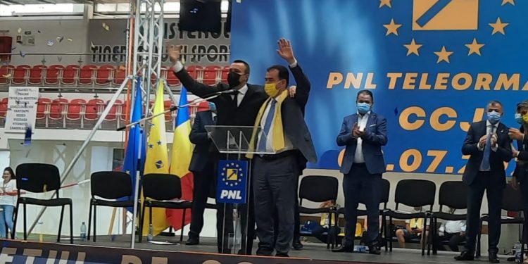 Eugen Pîrvulescu se delimitează de Orban. 67 de liberali fac scut în jurul lui Cîțu