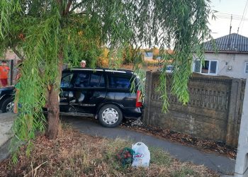 Accident la Peretu. Două autoturisme au fost implicate [Foto]