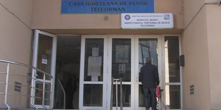 Concurs la Casa Județeană de Pensii. 20 de posturi pentru evaluarea dosarelor de recalculare a pensiilor