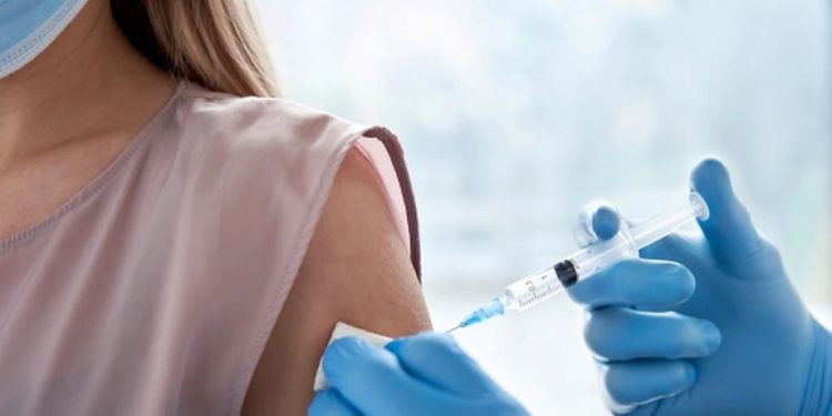Vouchere de 100 de lei, pentru cei care se vaccinează anti-Covid 19
