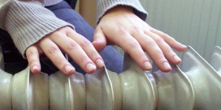 Legea consumatorului vulnerabil. Câţi bani pot primi românii ca ajutor de încălzire
