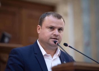 Dănuț Cristescu: „Respingem categoric propunerea PNL și USR ca nevaccinații să plătească spitalizarea”