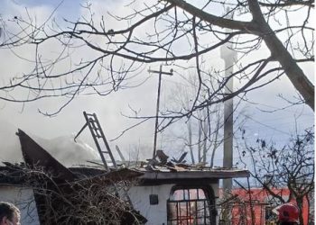 Bătrână din Botoroaga, arsă de vie în propria casă