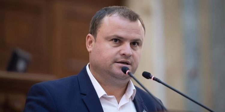 Dănuț Cristescu: “ Opriți sarabanda deșănțată!”