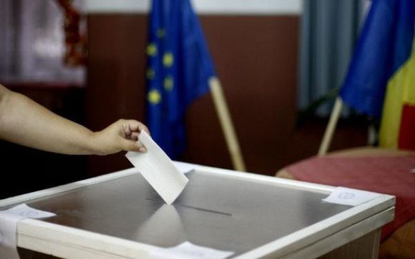 Propunere legislativă: Doar 3 mandate pentru primari, consilieri locali sau județeni