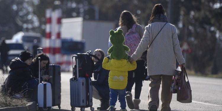 Femei și copii din Ucraina, refugiați în Alexandria. Primăria: „Facem apel la toți cetățenii care doresc să îi ajute, să le ofere înțelegere, intimitate”