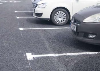 Alexandria. Licitație publică pentru închirierea unor terenuri pentru parcarea autovehiculelor