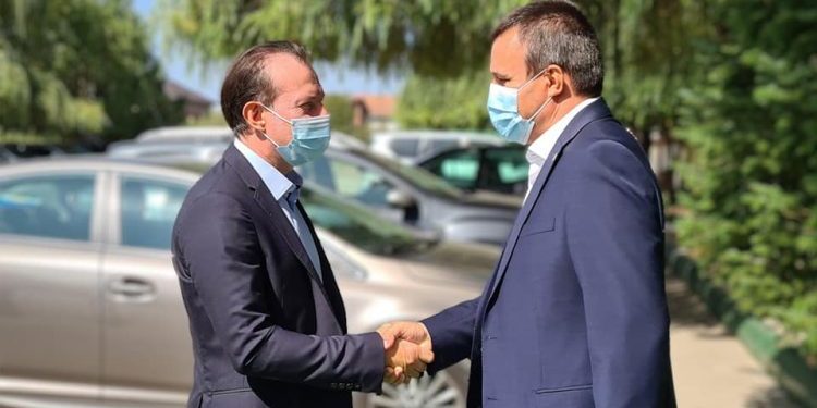 Surse: Eugen Pîrvulescu vrea capul lui Florin Cîțu. „Va trăda pe oricine poate trăda”