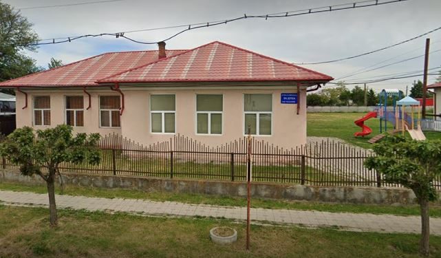 Învățător din Siliștea, acuzat că vine băut la școală. A amenințat cu bătaia pe tatăl unui elev | AUDIO