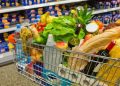 Voucherele sociale pentru mese calde vor fi distribuite prin Poștă. Cine va beneficia de tichete